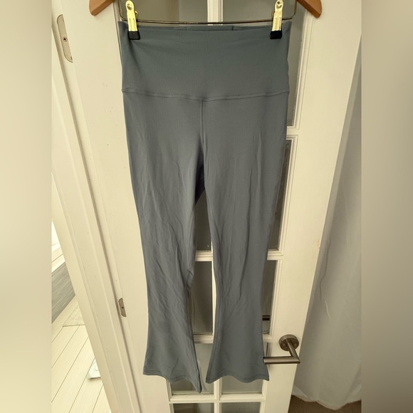 Lululemon High Rise Ribbed Mini Flare Leggings - Picture 1 of 3